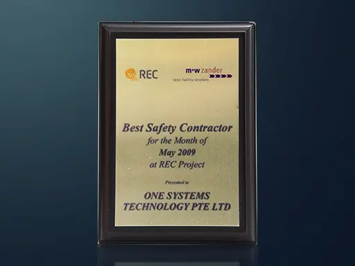 OneSystems Technologies Best Safety Contractor presented by REC in 2009