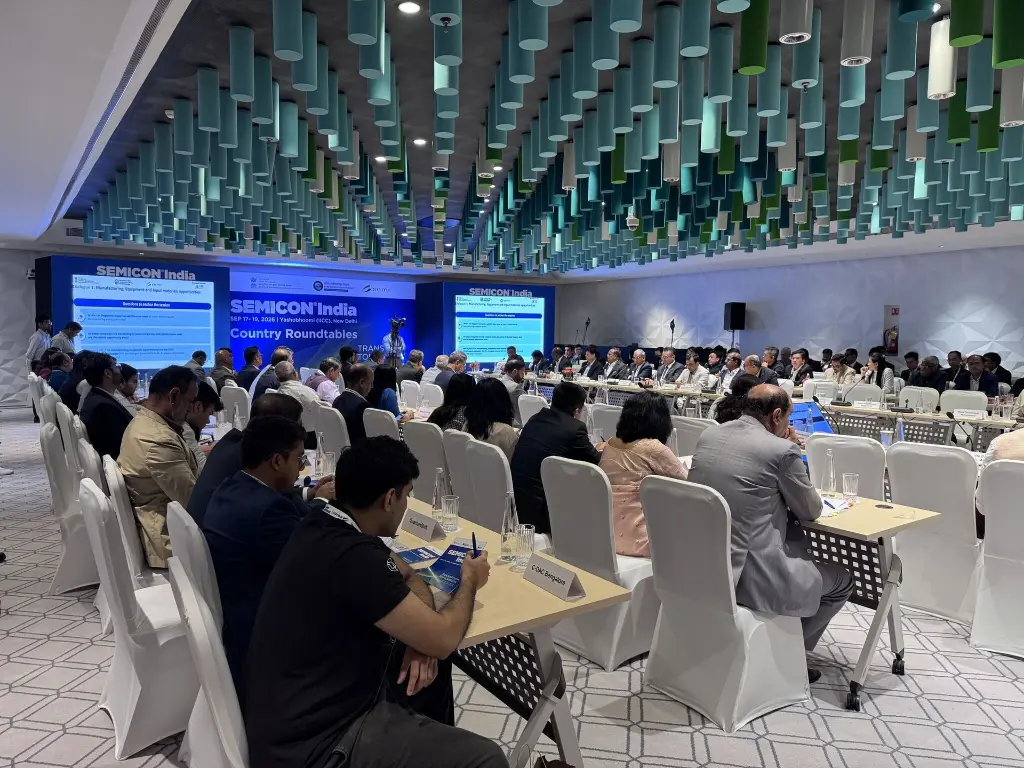 Industry representatives attending the Singapore–India Roundtable at SEMICON India 2026 in New Delhi.
