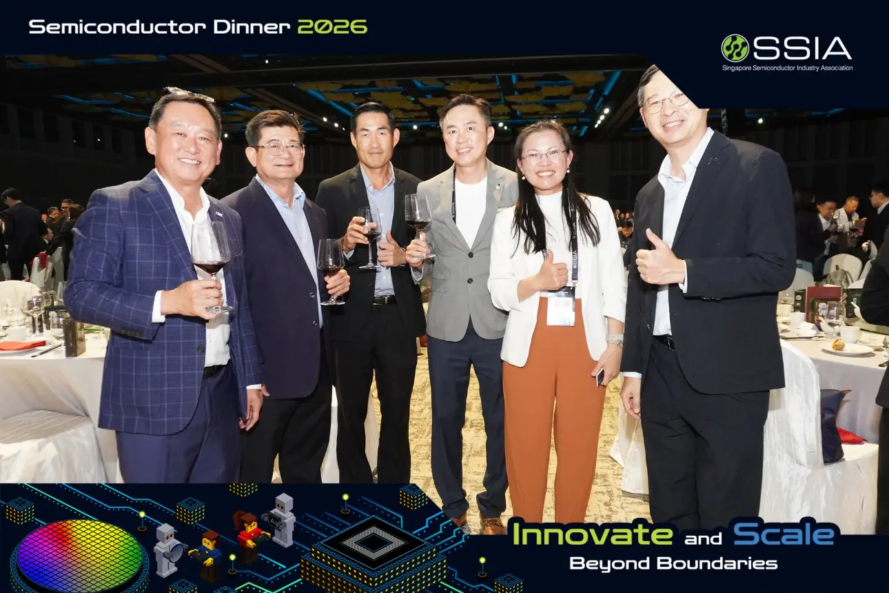 OneSystems Technologies CEO Eunice Hong posing with fellow industry representatives at the SSIA Semiconductor Dinner 2026.